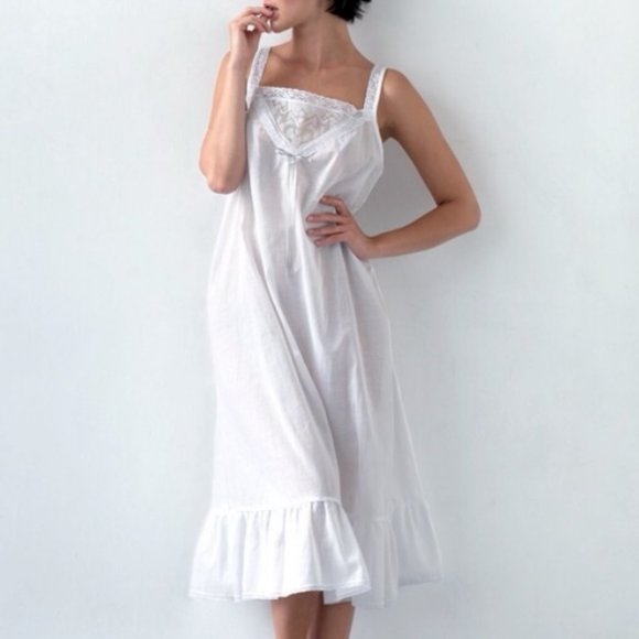 Hanky Panky Other - Hanky Panky Gown, White ‘Summer Afternoon’